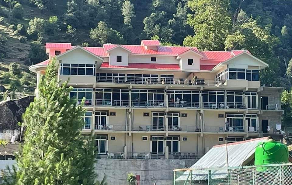 Neelum Elites