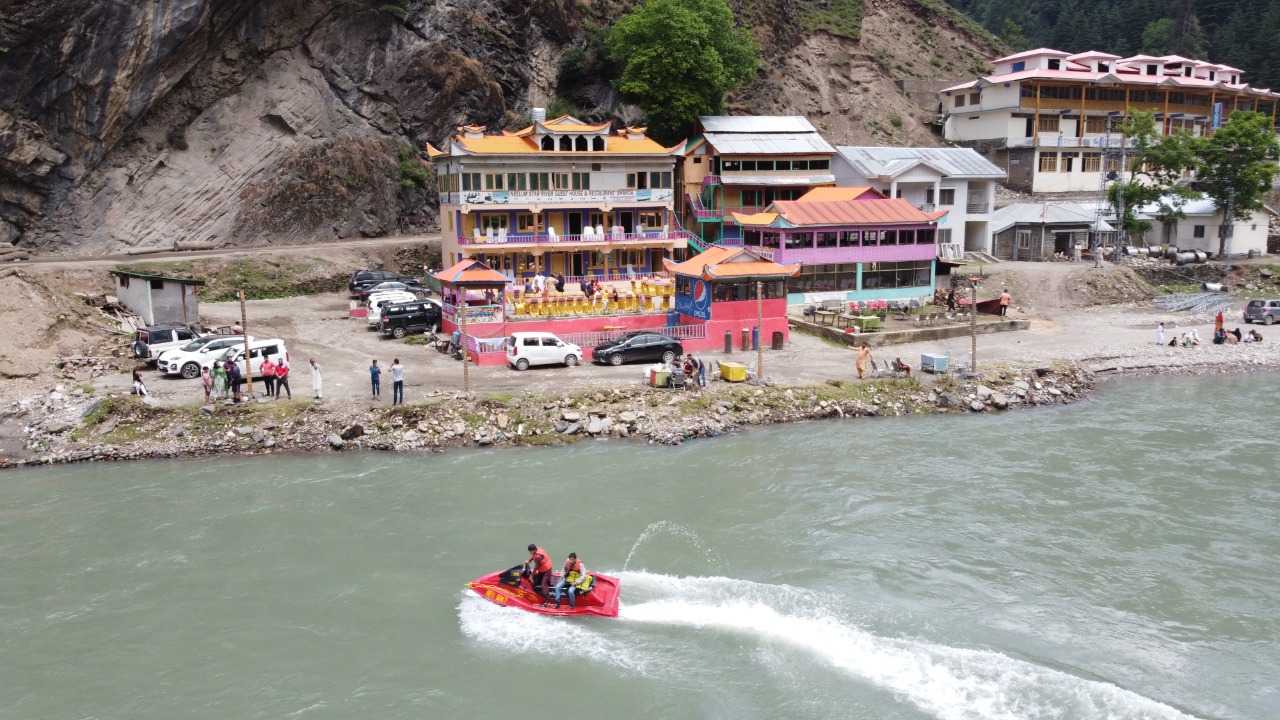Neelum Star