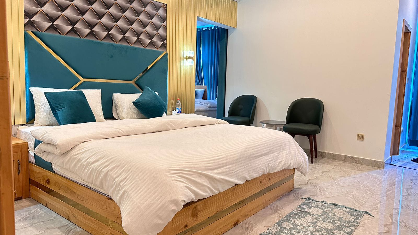 Super Deluxe Room
