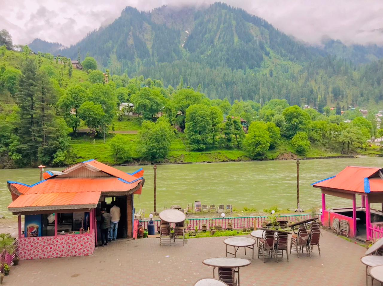 Neelum Star Exterior